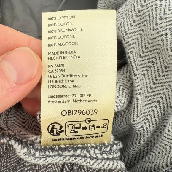 NWT Free People Pop Preppy Herringbone Gray Mini Skirt Size 6 - Picture 6 of 8